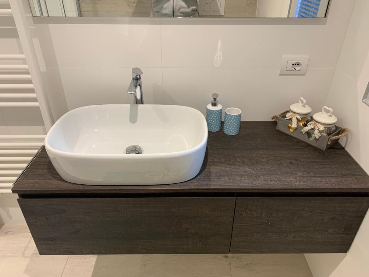 8 Di Cuori Bed & Breakfast Rimini Eksteriør bilde